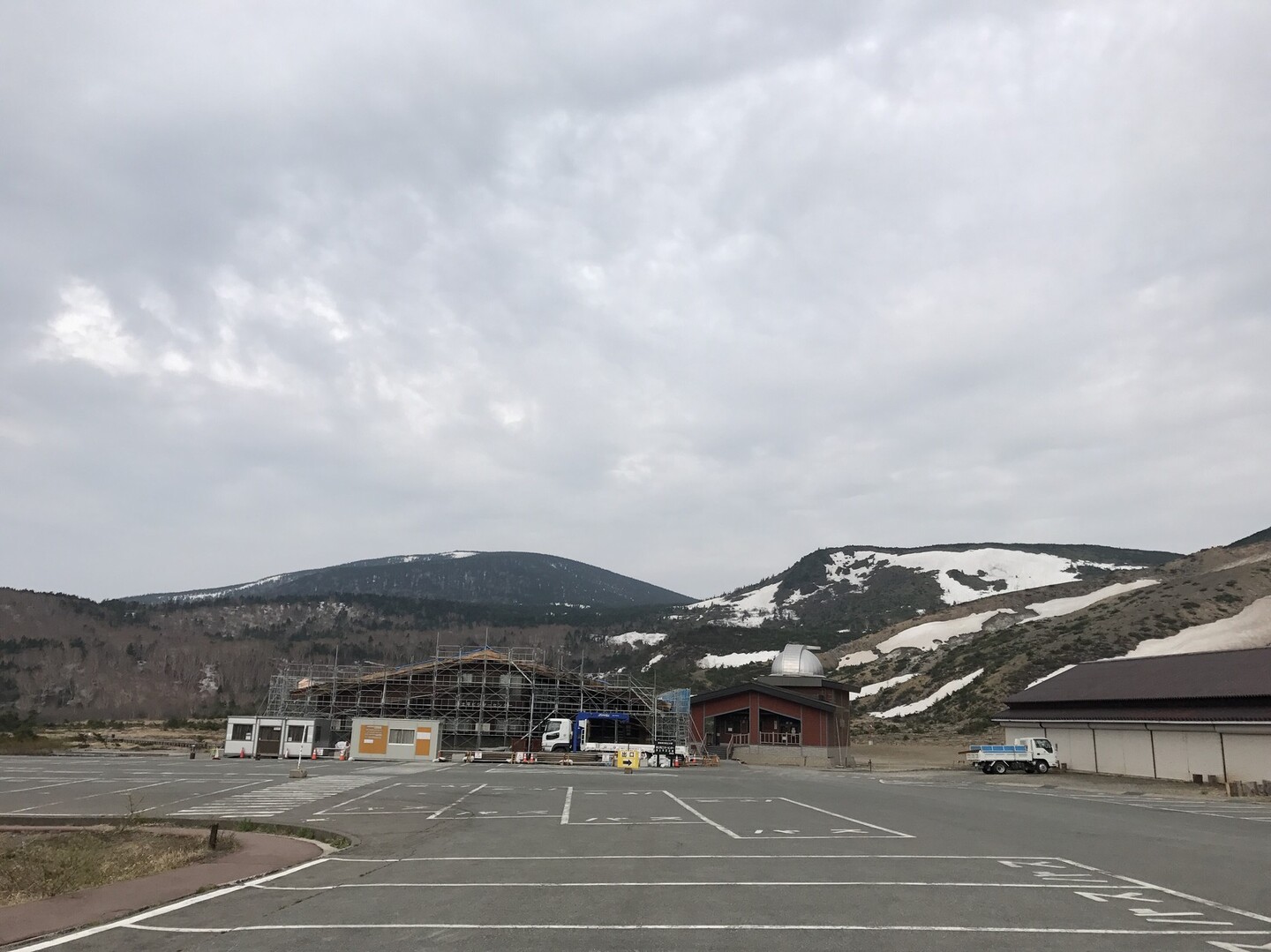 遠征2日目 天気が悪くなる前に 一切経山 吾妻小富士 みいこさんの吾妻山 一切経山の活動日記 Yamap ヤマップ