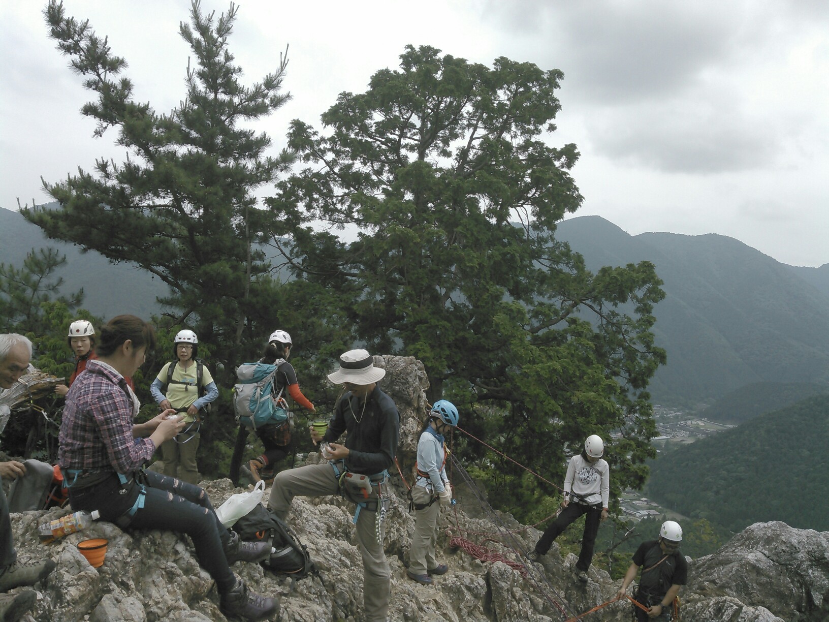 京都 金比羅山 岩登り講習 Higeさんの金毘羅山 京都府 翠黛山 焼杉山の活動データ Yamap ヤマップ