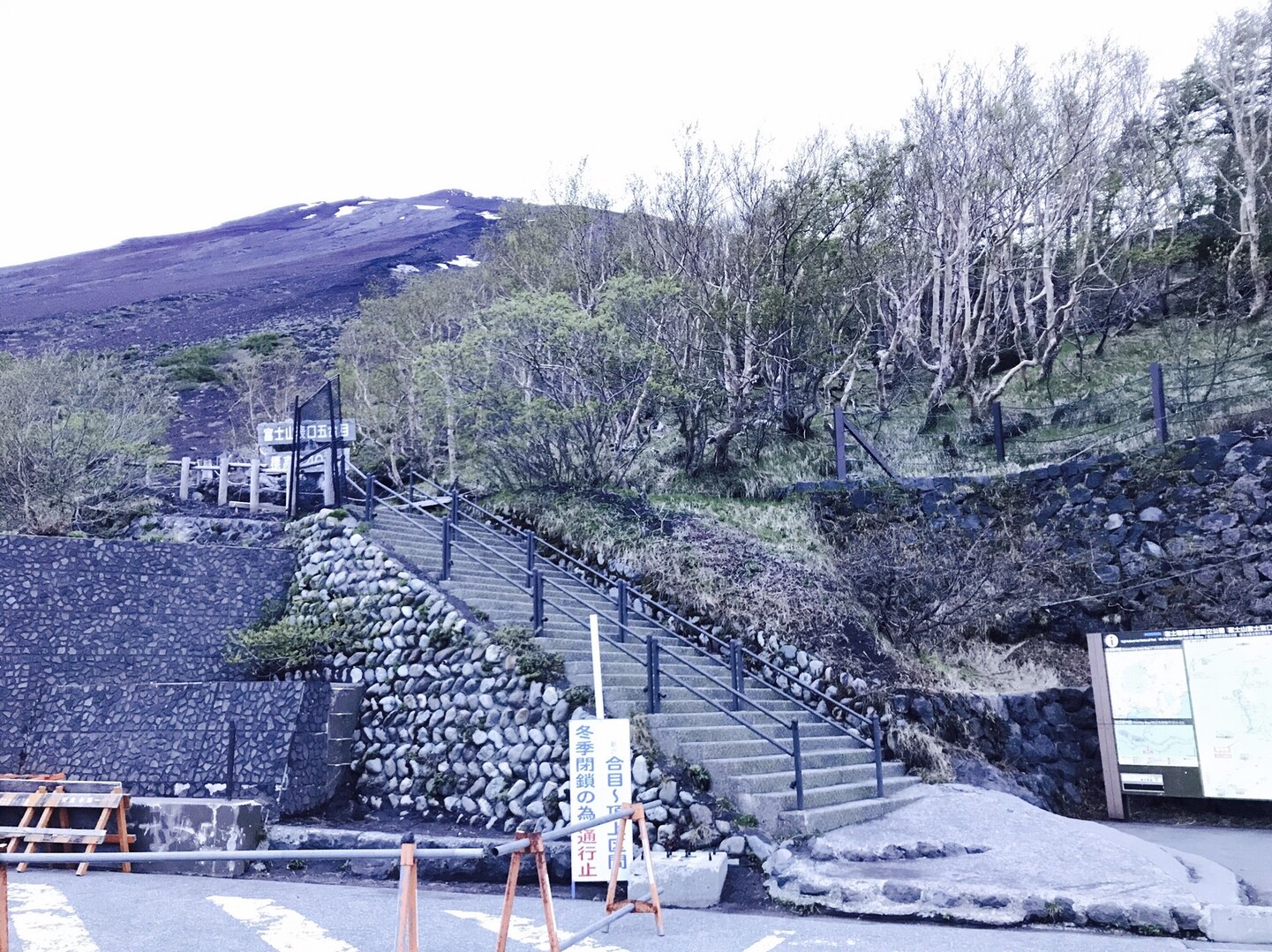 日本最高峰3776m 残雪の富士山剣ヶ峰へ父子山行 とらやんさんの富士山の活動日記 Yamap ヤマップ
