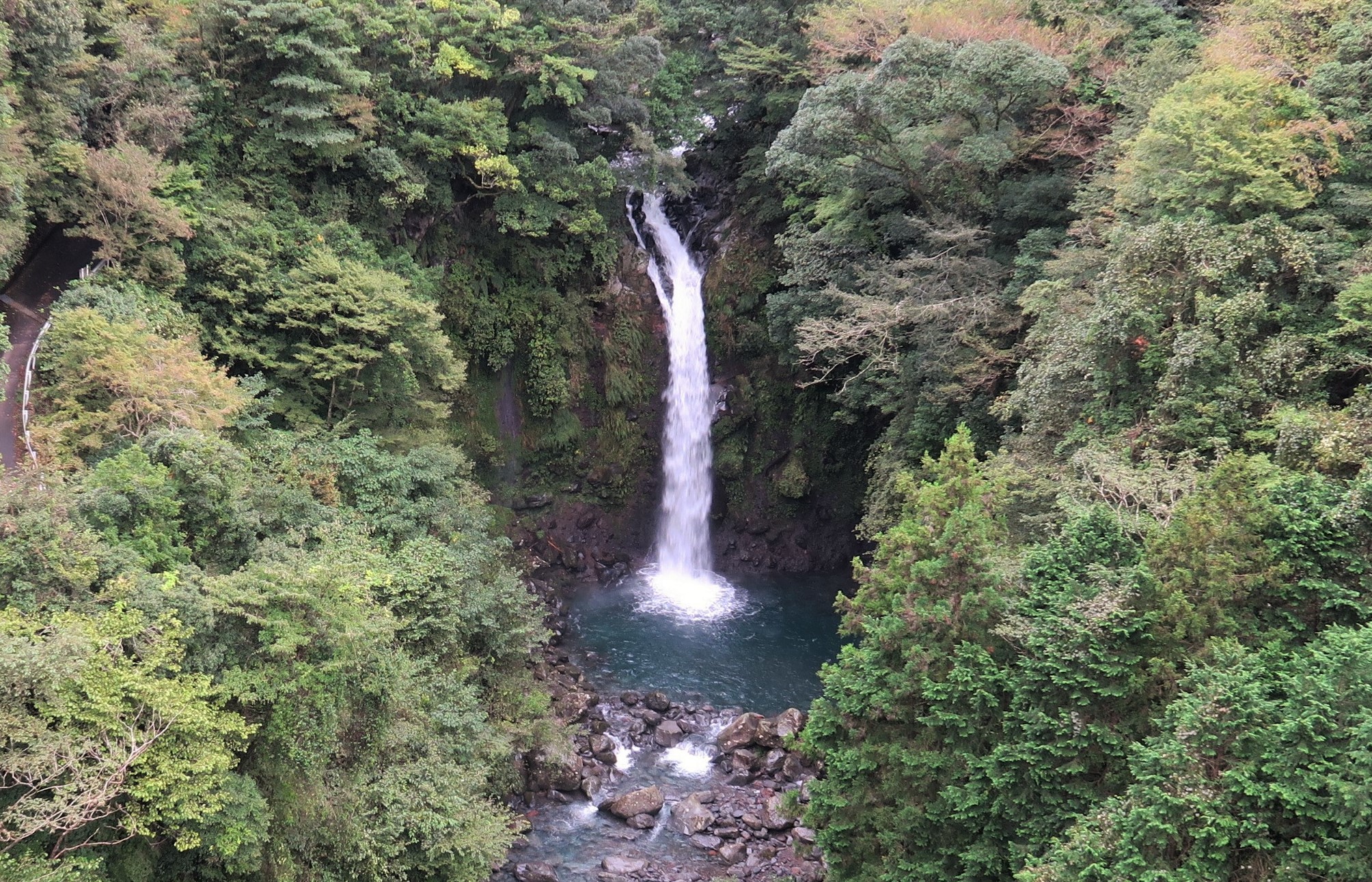 両膝爆弾 須津渓谷橋から大棚の滝を望む 19 10 14 ヒロリンさんの愛鷹山 大岳 黒岳の活動データ Yamap ヤマップ