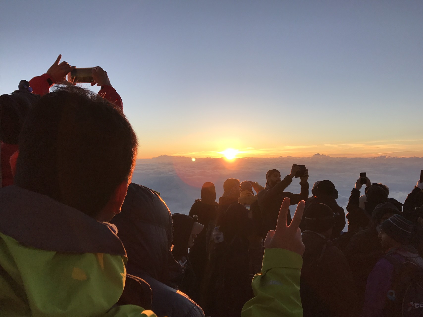 山梨 ﾘﾍﾞﾝｼﾞ富士山3776m 1日目 馬返一合目 吉田口五合目 本八合目 2日目 本八合目 山頂 吉田口五合目 馬返一合目 あッきぃ さんの富士山の活動日記 Yamap ヤマップ