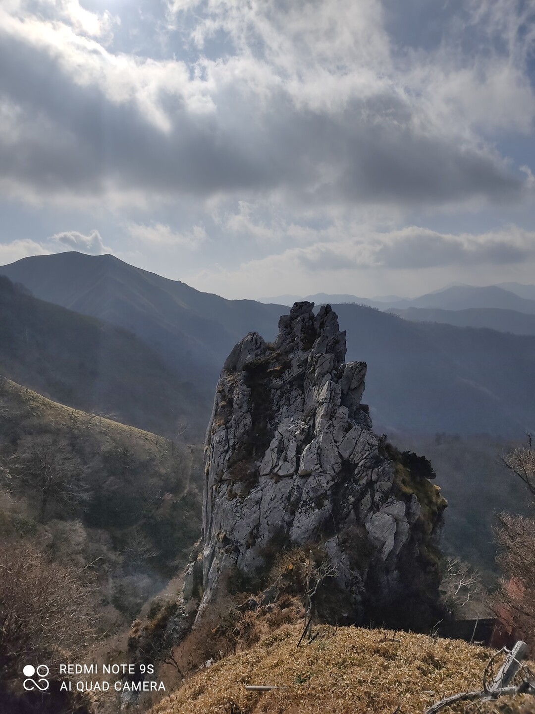 剣山へ 失われたアークを探せ 剣山の写真8枚目 鶴岩かなあ Yamap ヤマップ