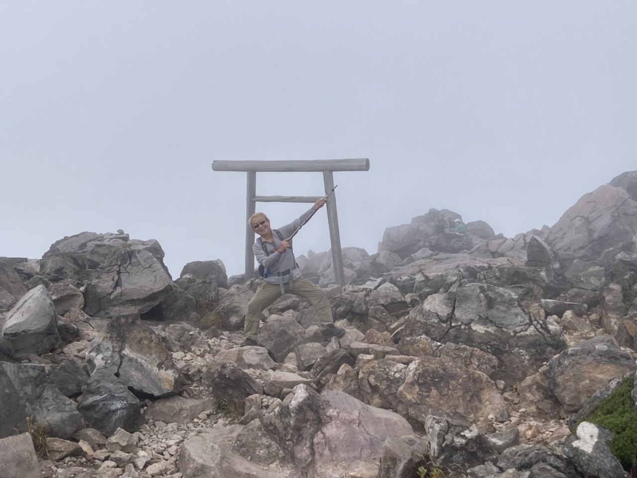 鳥居があります。