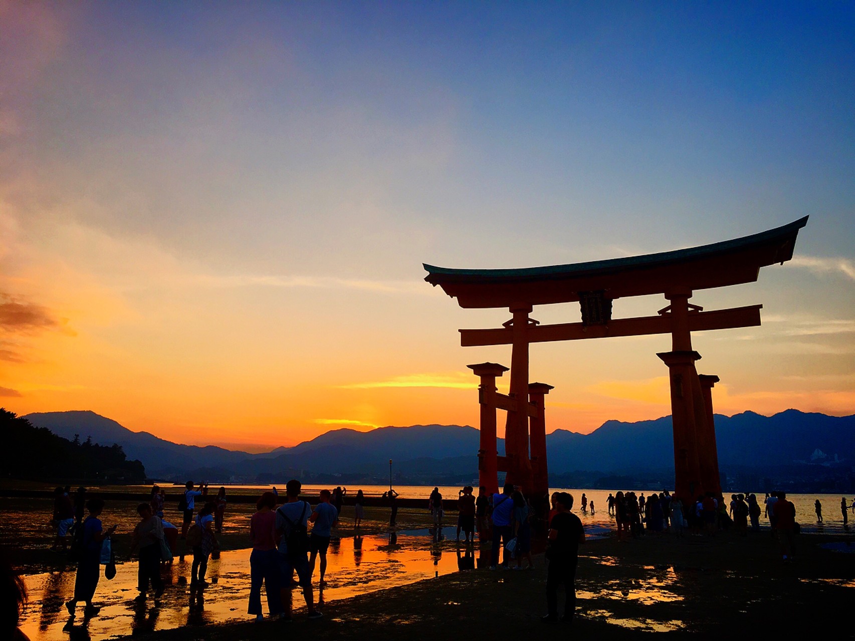 広島 宮島 夕陽に染まる厳島神社大鳥居 ちなさんの宮島 厳島 弥山の活動日記 Yamap ヤマップ