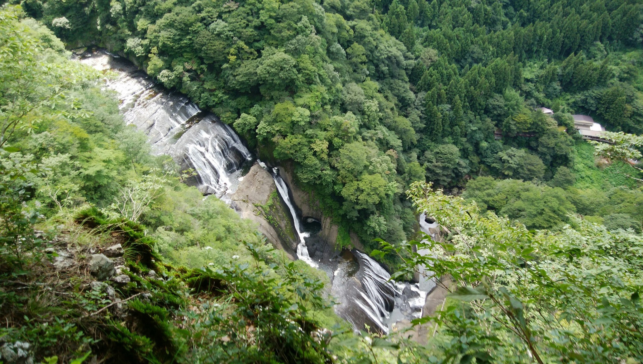 袋田の滝を上から見た 怖い そして道を間違えてばかり アズマックスさんの奥久慈男体山 月居山 篭岩 篭岩山 の活動データ Yamap ヤマップ
