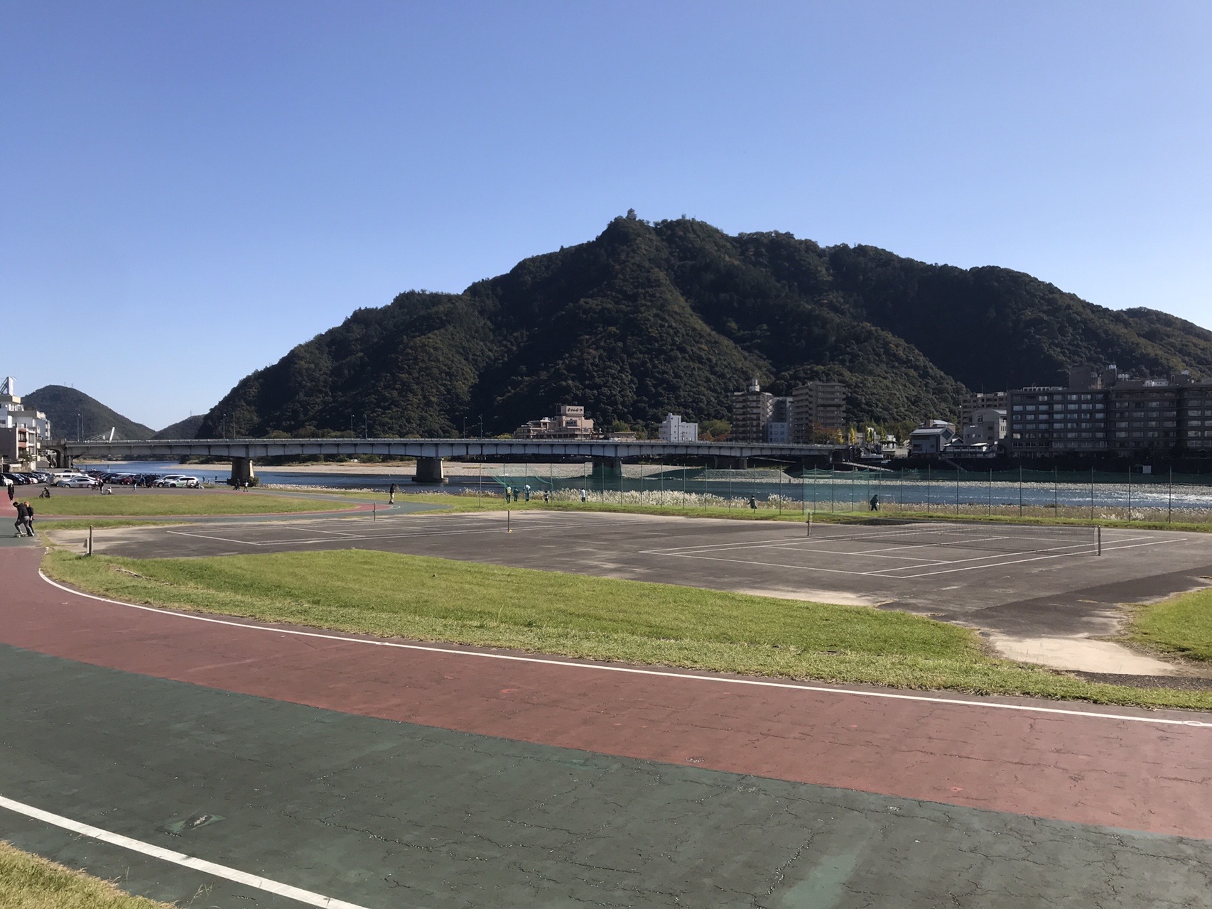 ウォーキング 11 03 高橋尚子ロード 長良橋 金華橋 忠節橋 みっちゃんさんのウォーキングの活動データ Yamap ヤマップ