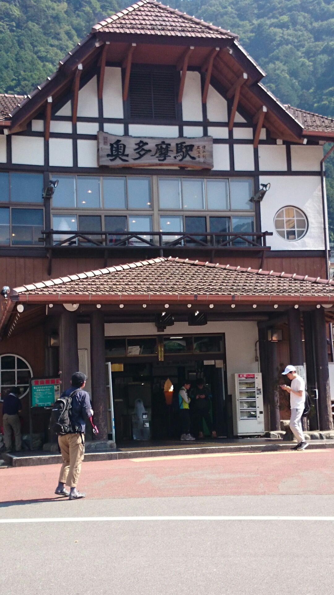 鳩ノ巣渓谷 氷川渓谷見所探して散策コースの巻 白丸ダム対岸遊歩道通行 ですよ やまさんぽさんの川苔山 川乗山 の活動日記 Yamap ヤマップ