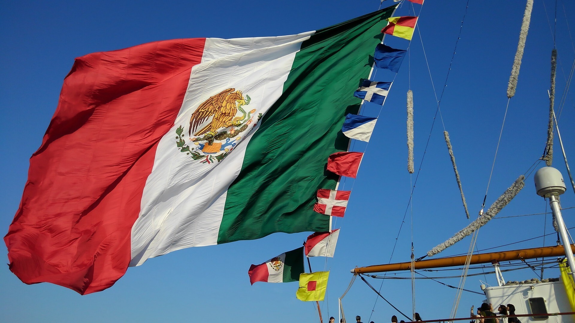 晴海埠頭 メキシコ海軍帆船「クアウテモク」一般公開 / TF13さんの東京都23区 南エリアの活動日記 YAMAP / ヤマップ