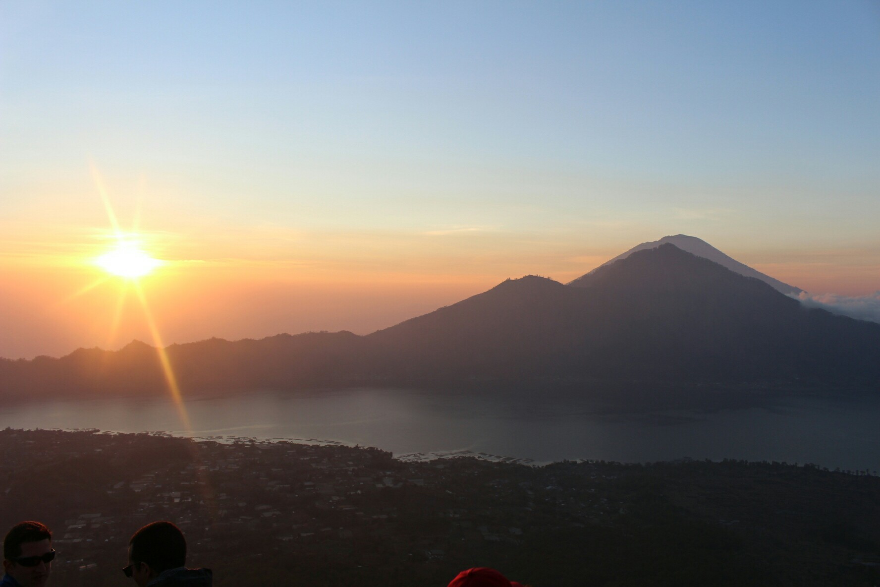 バトゥール山でサンライズトレッキング さとしさんのバトゥール山の活動データ Yamap ヤマップ