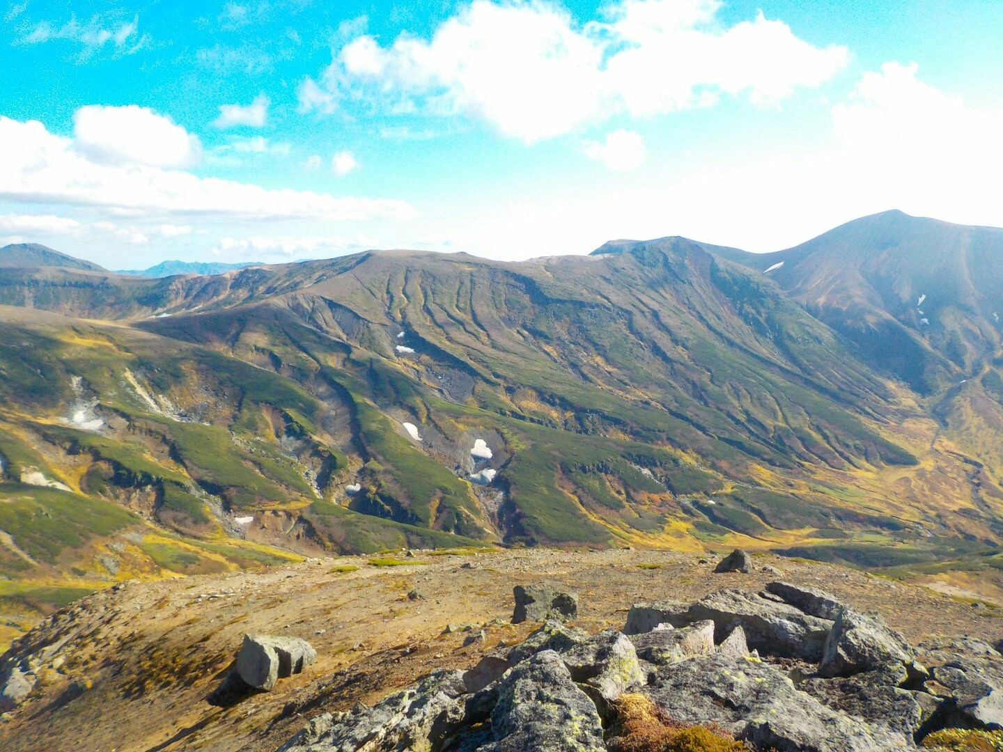黒岳 北鎮岳 鋸岳 比布岳 安足間岳 当麻岳 当麻乗越 姿見 Rosaさんのニセイカウシュッペ山 平山 比麻奈山の活動データ Yamap ヤマップ