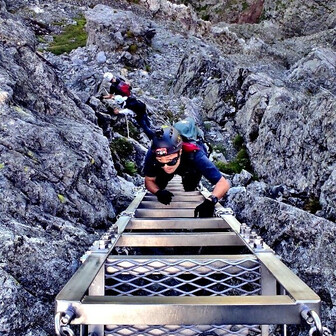 ナマケモノランナー