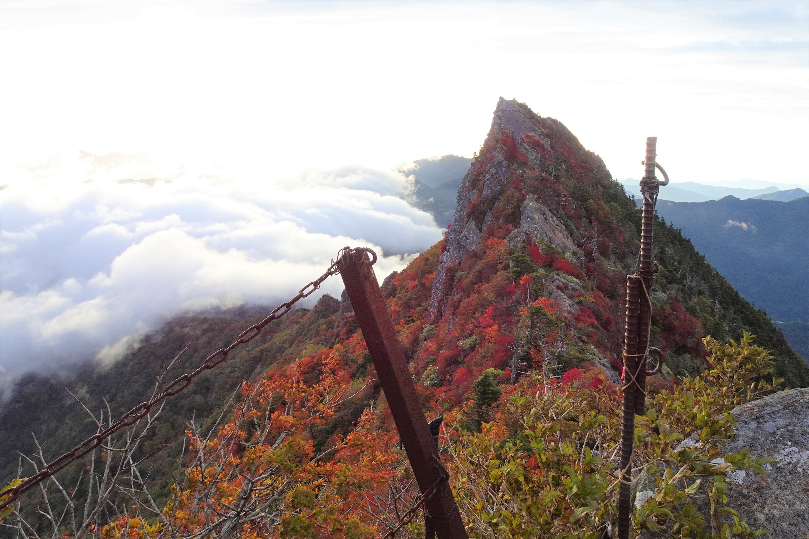 石鎚山の紅天狗 ひろにー さんの石鎚山 堂ヶ森 二ノ森の活動データ Yamap ヤマップ