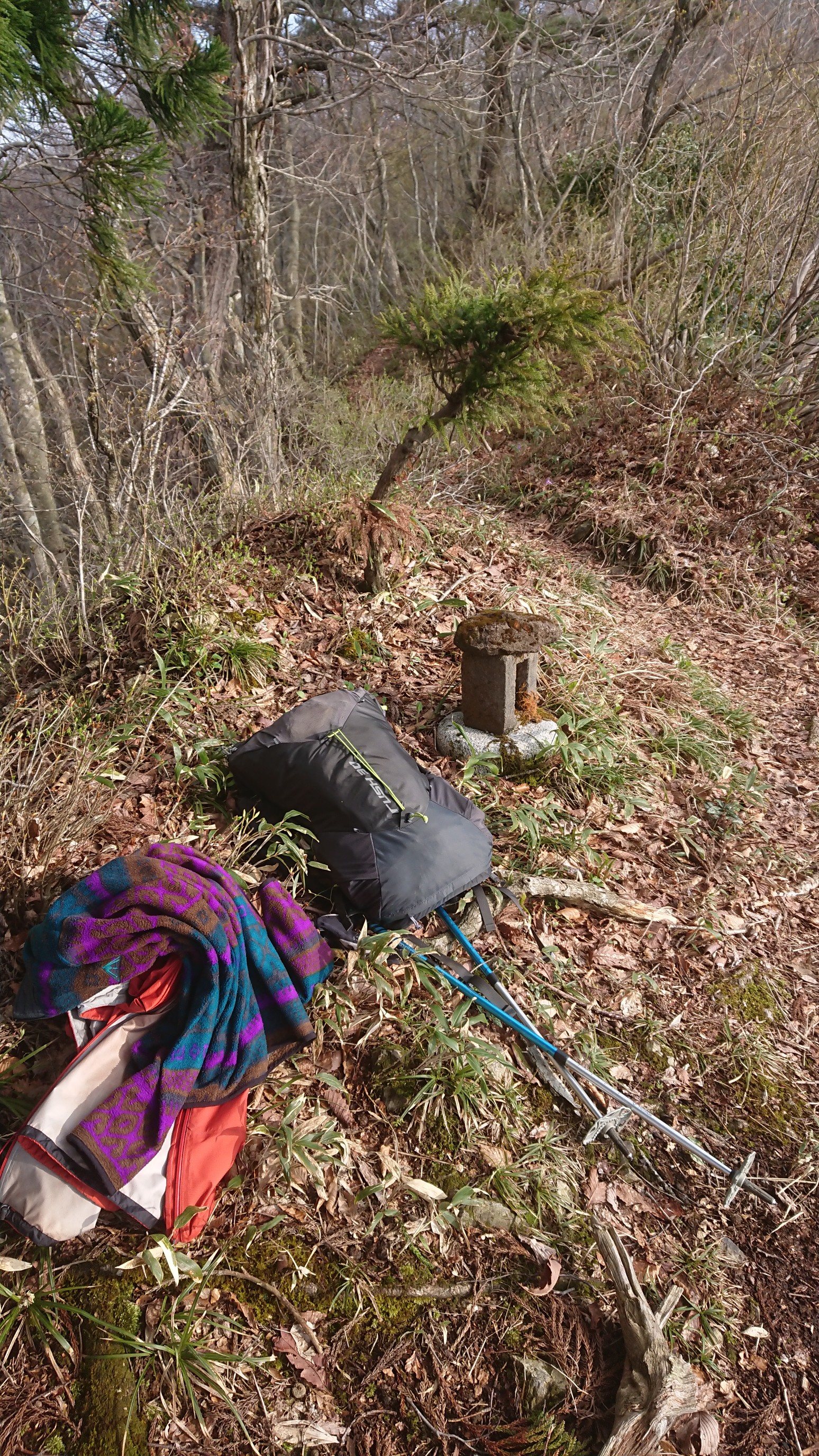 木六山・銀次郎山 焼峰の神様