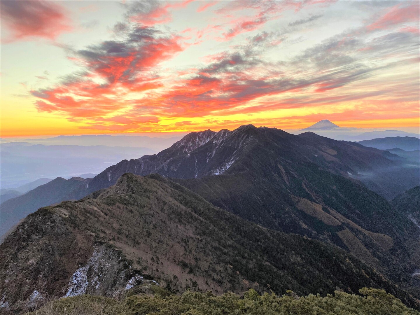 早川尾根探訪 夜叉神峠in→(早川尾根小屋テン泊)→尾白川渓谷登山口out / hirokiさんの鳳凰山・地蔵岳・観音岳・薬師岳の活動データ ...