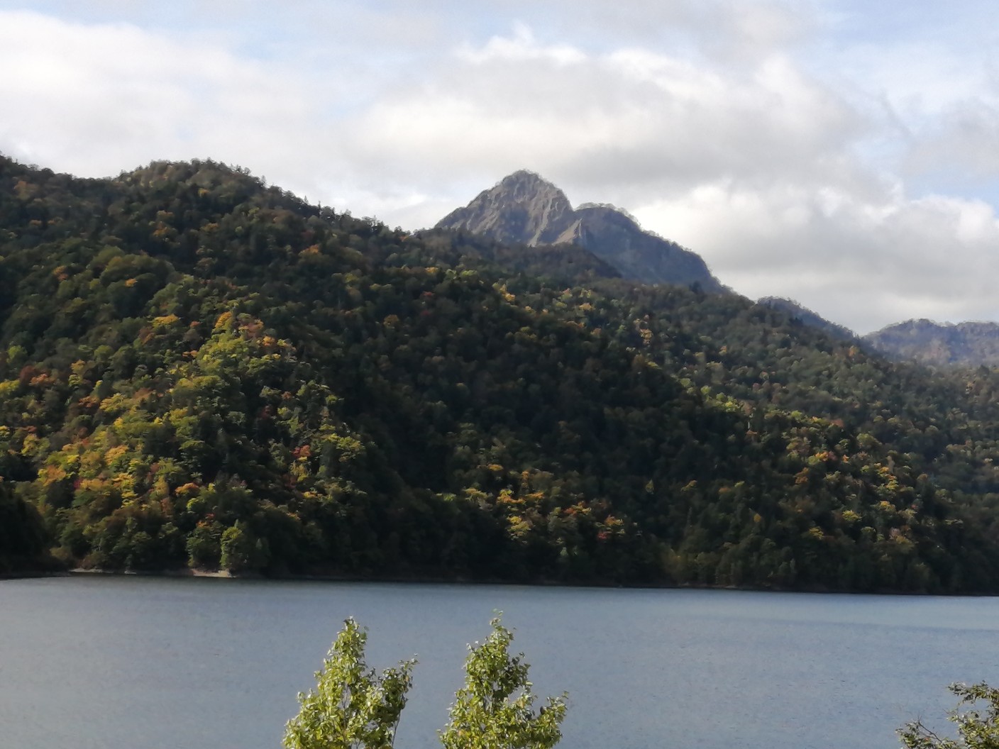定山渓天狗岳 年10月11日登山 うっかりみっちゃんさんの余市岳 定山渓天狗岳の活動データ Yamap ヤマップ