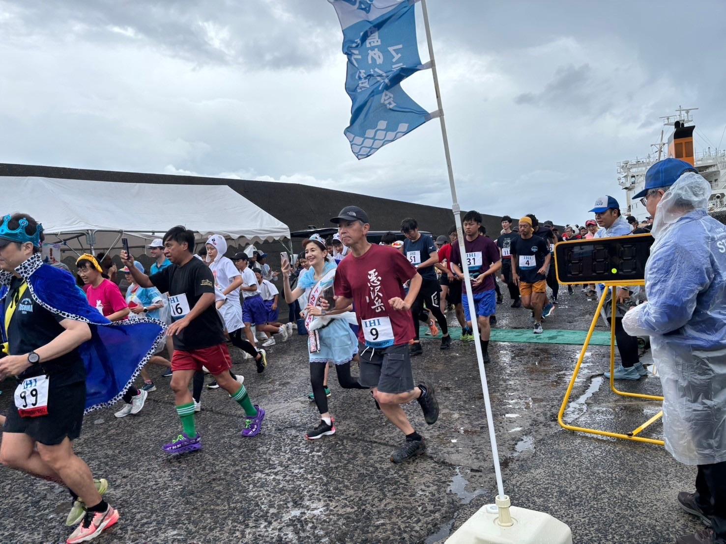 キレイどころのトカラPR大使の田上さんと2ショット的な写真になってます。撮影ありがとうございます😭