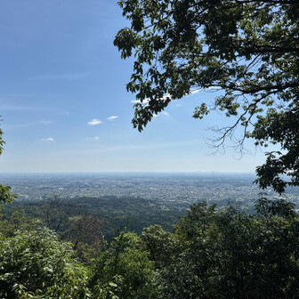 日和田山山頂からの展望