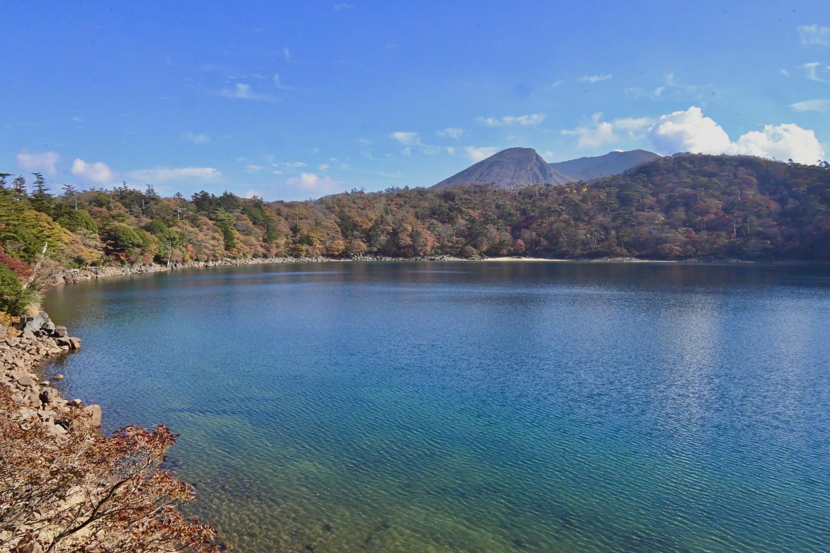 韓国岳から大浪池そして六観音御池へ🍁 / chieさんの霧島山・韓国岳
