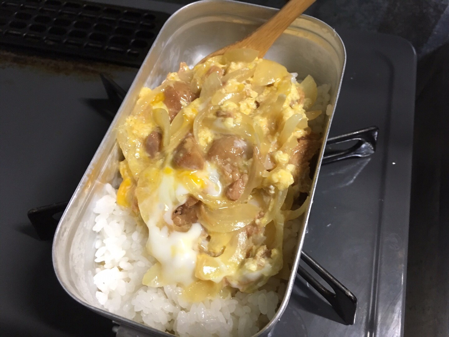 親子 焼き鳥 丼 缶
