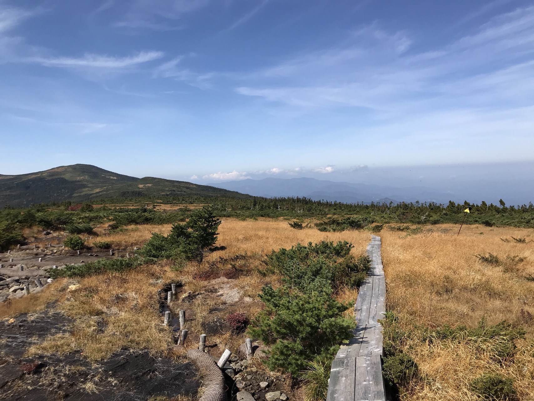 絶景と悪路の山歩き 浄土平駐車場 一切経山 いっさいきょうざん 魔女の瞳 烏帽子山 悪路 藤十郎uターン 谷地平 悪路 鎌沼 吾妻小富士 熊次郎さんの吾妻山 一切経山の活動データ Yamap ヤマップ
