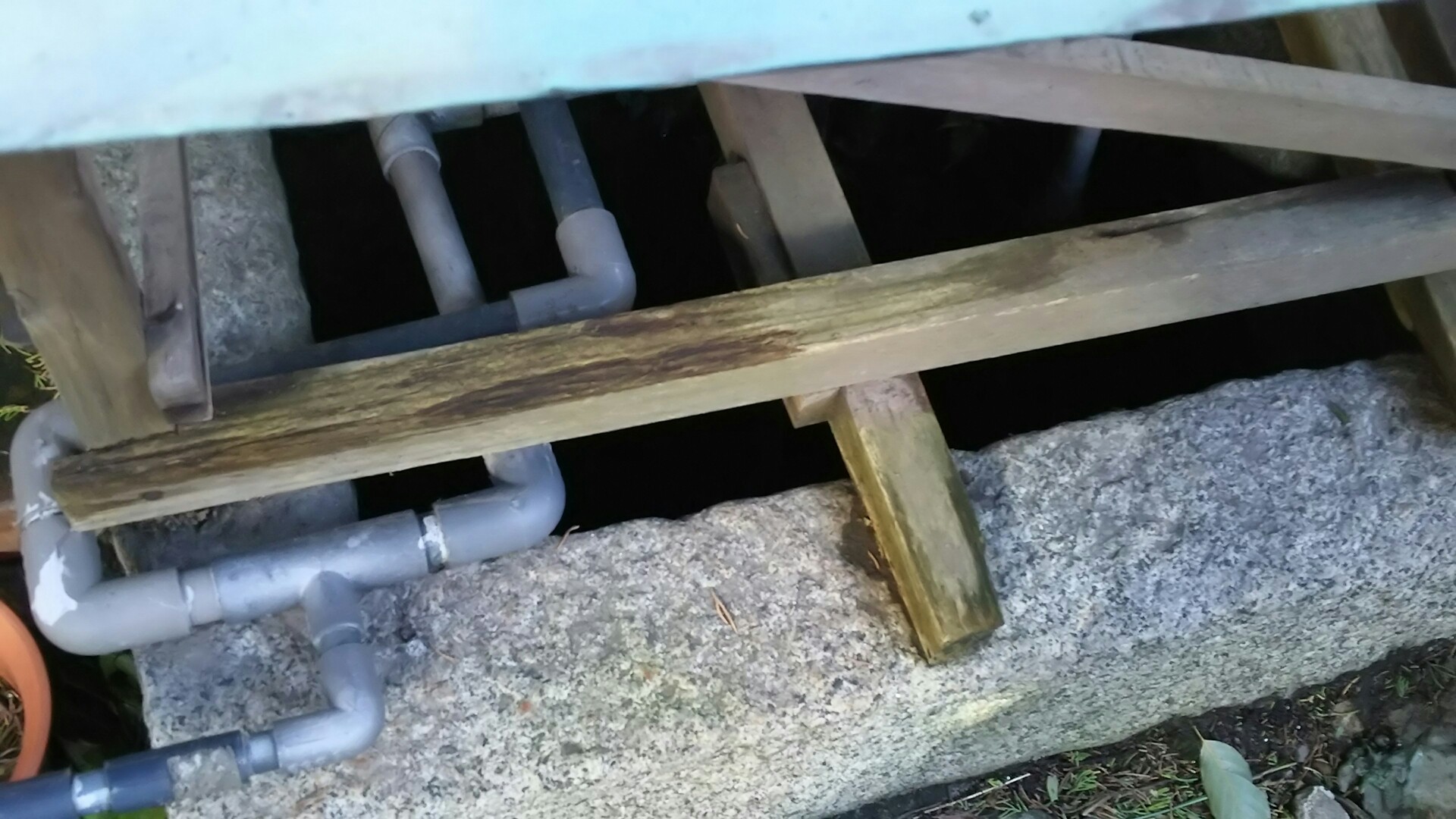 竜王山(茨木市)・阿武山 今は水は無いそうだ