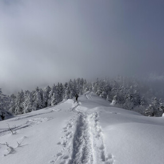 四阿山・根子岳 さ、下山です