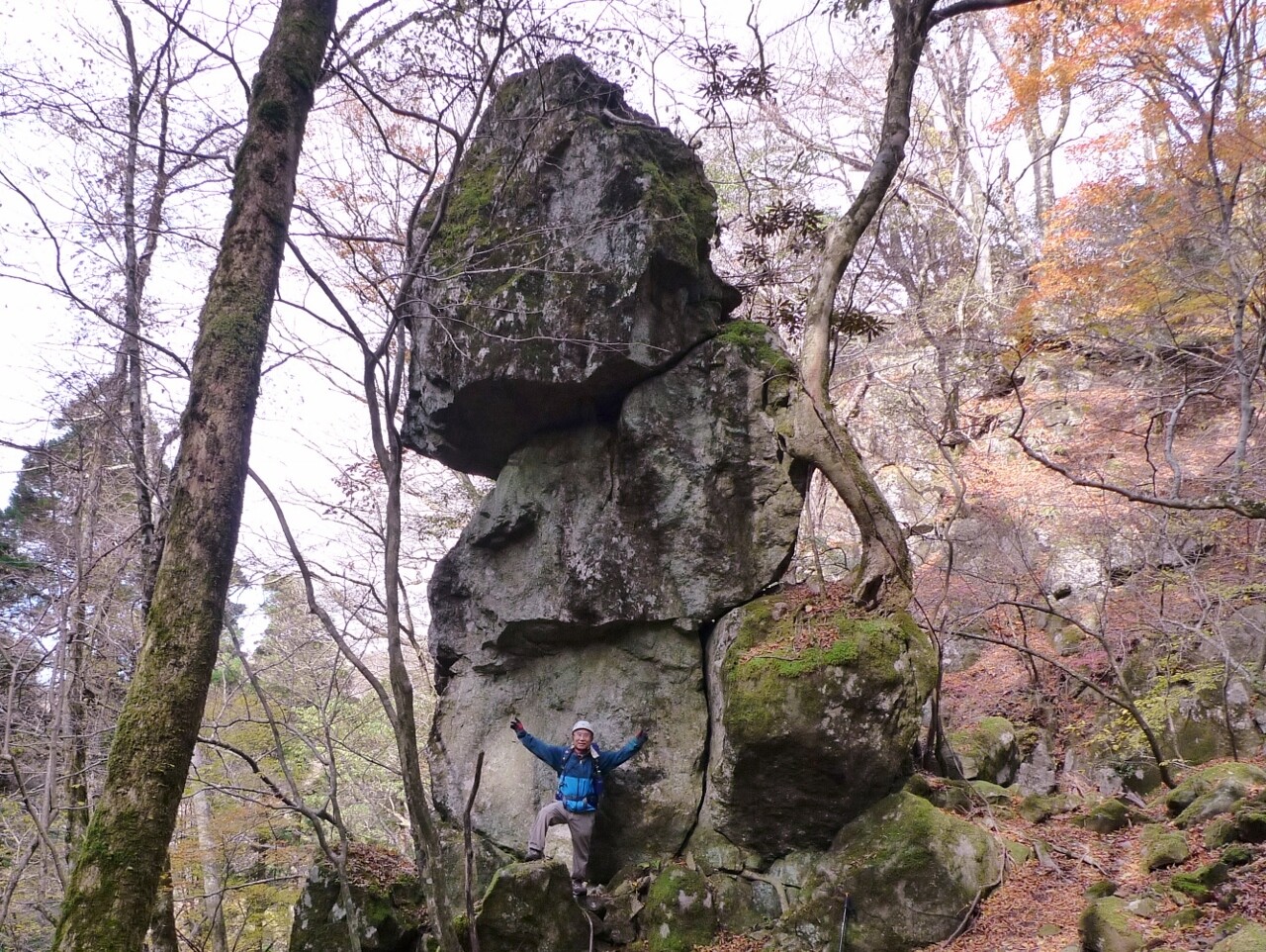 裏英彦山 ケルンの谷 モアイ像岩 山のウグイス さんの英彦山の活動データ Yamap ヤマップ