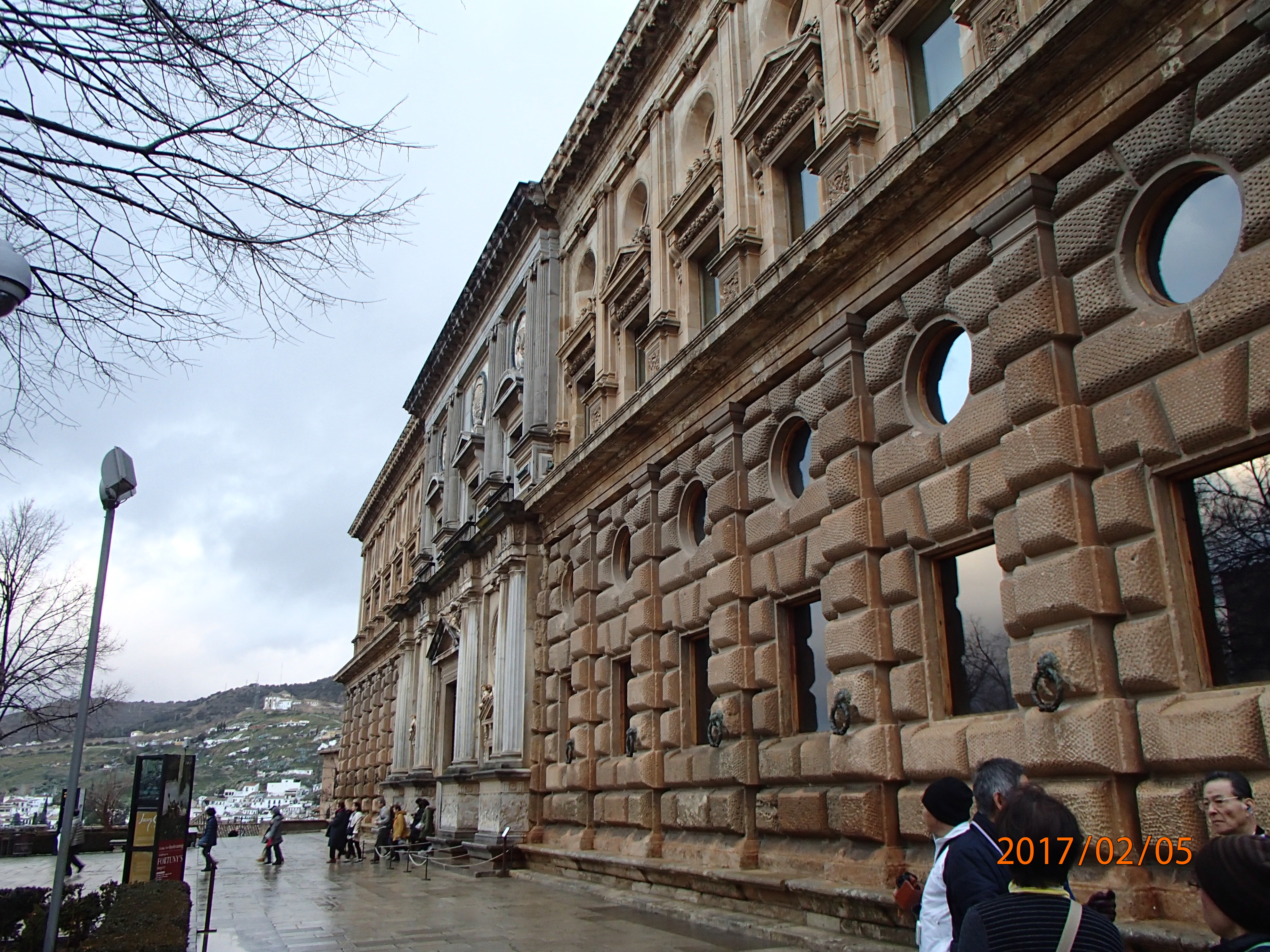 グラナダほか観光 亀ちゃんさんのモントルーの活動日記 Yamap ヤマップ