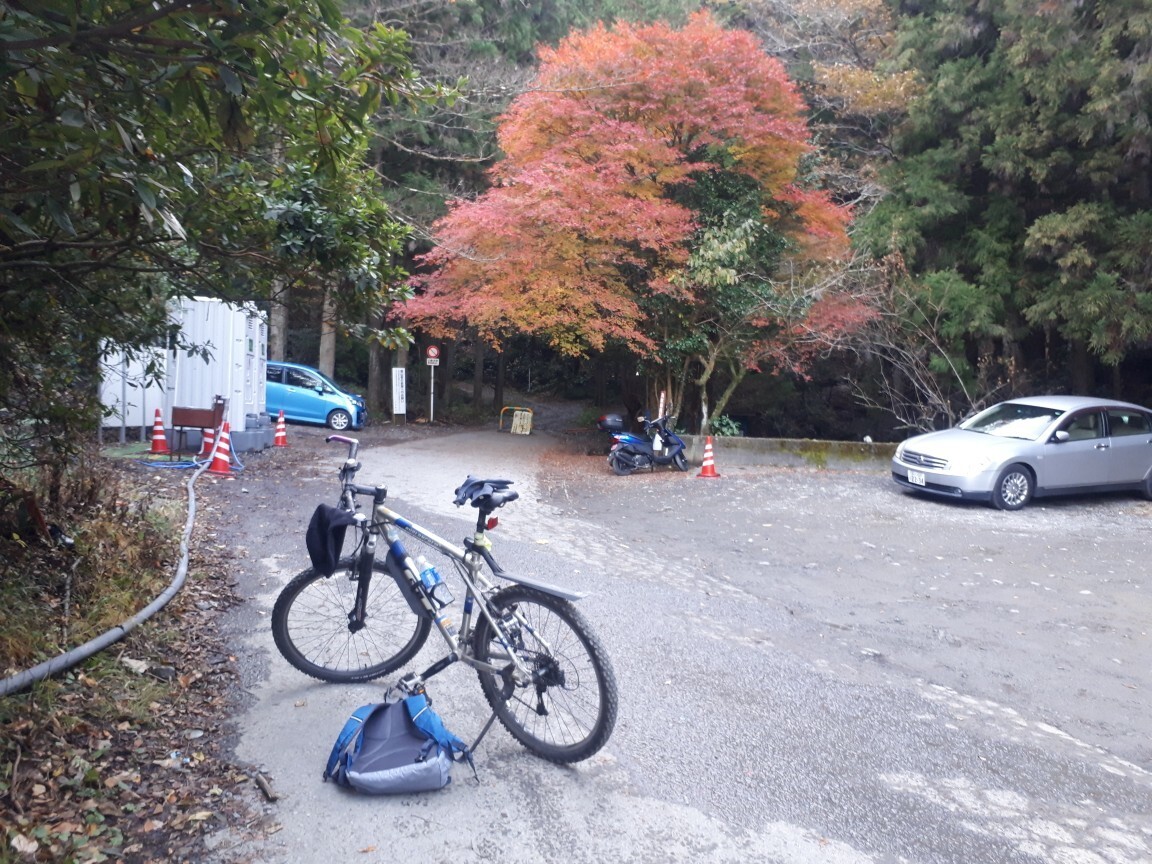 ここ から 高 尾山 まで 自転車
