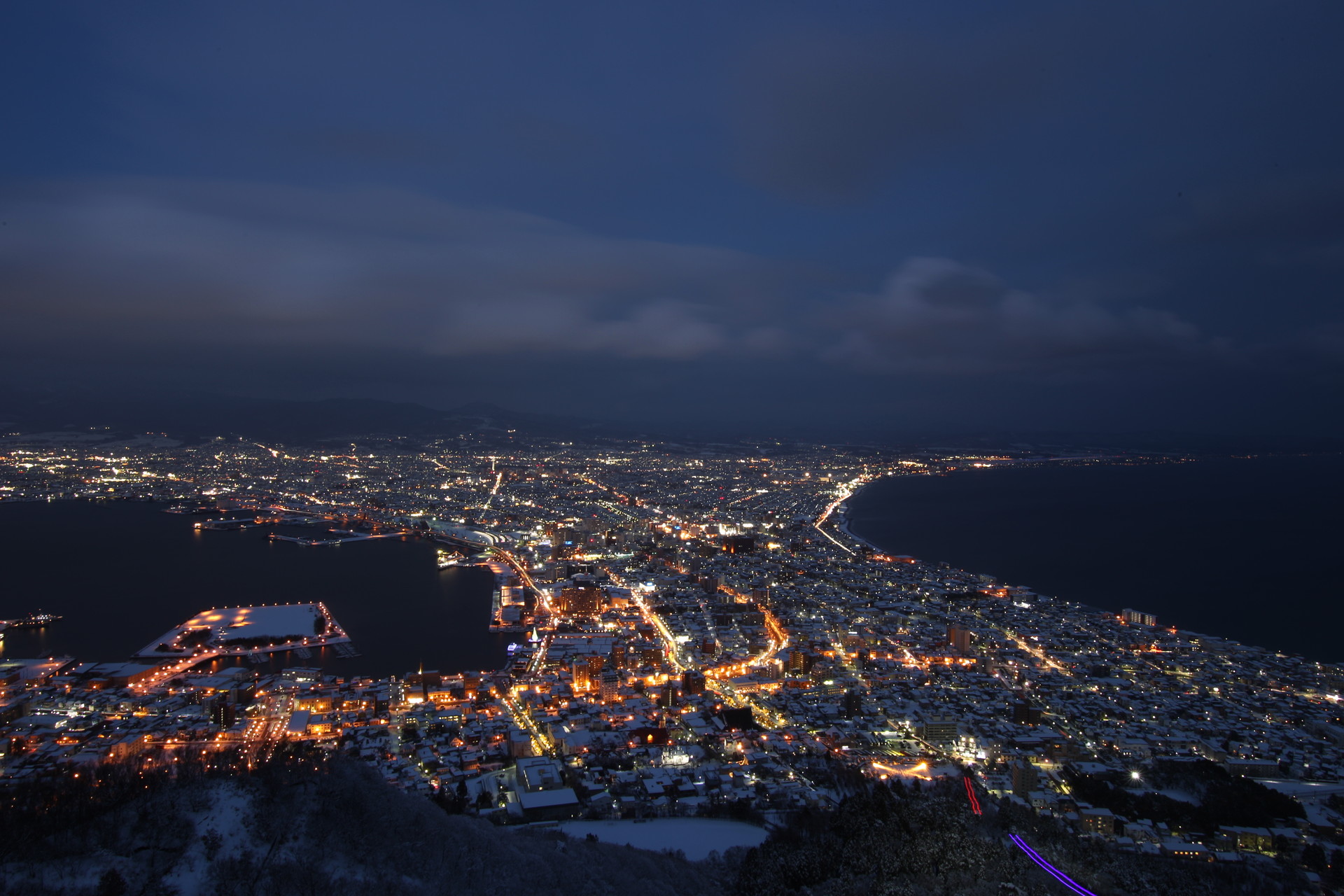 大雪 熊蟄穴の函館山 夜景を愉しむ Thbd485さんの函館市の活動データ Yamap ヤマップ