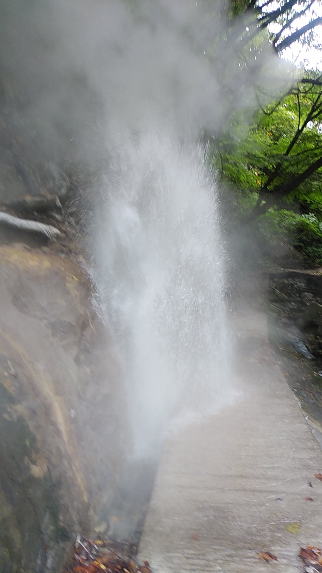 鬼首地獄谷 間欠泉 宮城県 19 10 05 やすあきさんの荒雄岳 宮城県 の活動データ Yamap ヤマップ