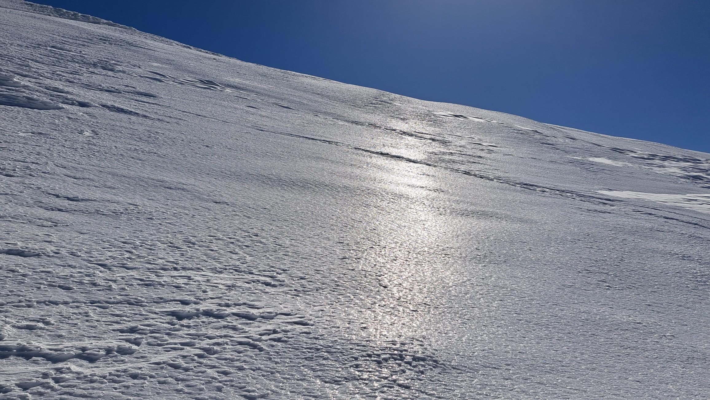 蔵王山・雁戸山・不忘山 クラストって言うのかな😆
