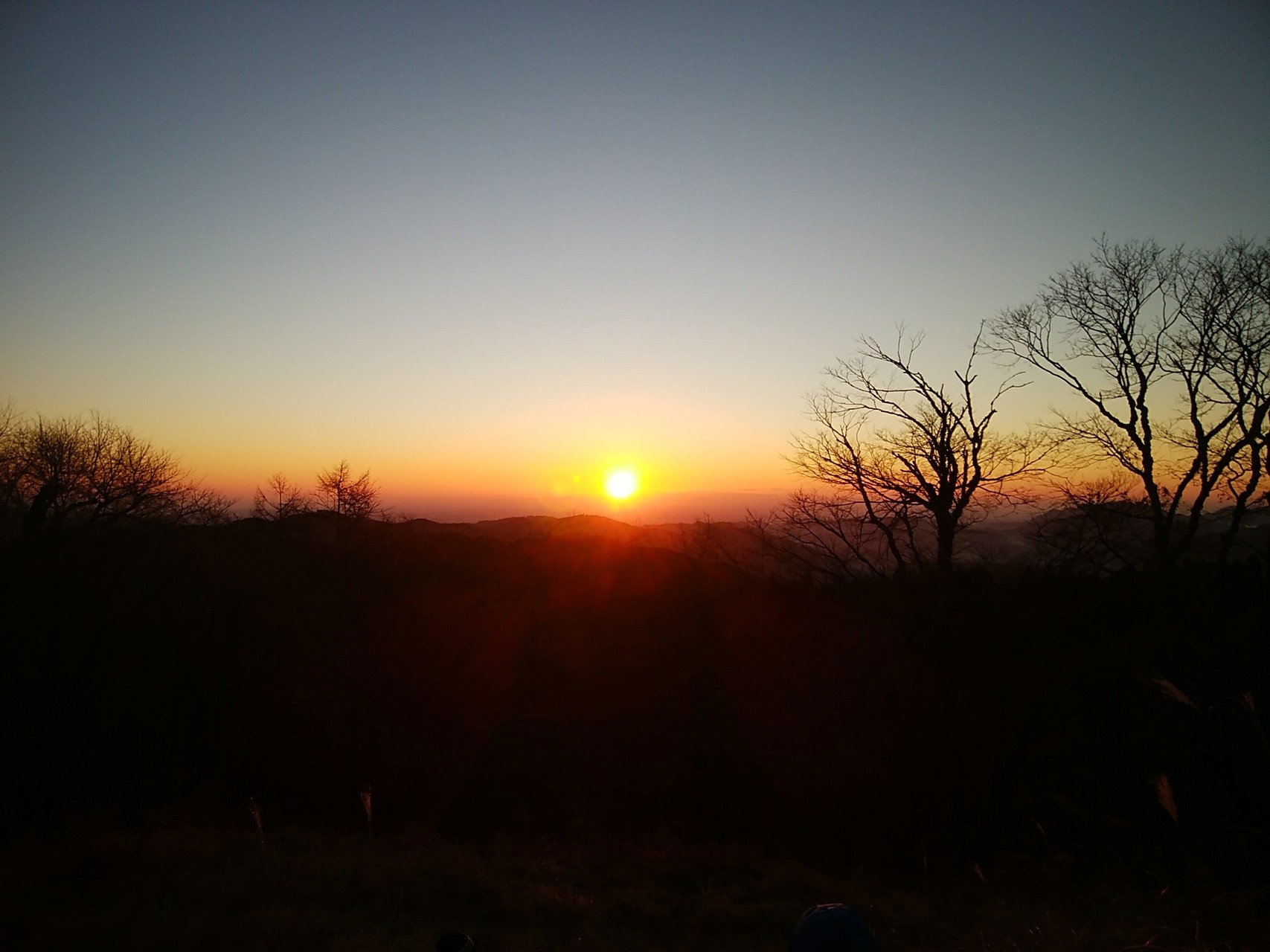陣馬山で初日の出と高尾山の薬王院で初詣 陣馬山 高尾山 Jinba Shuさんの高尾山 陣馬山 景信山の活動データ Yamap ヤマップ