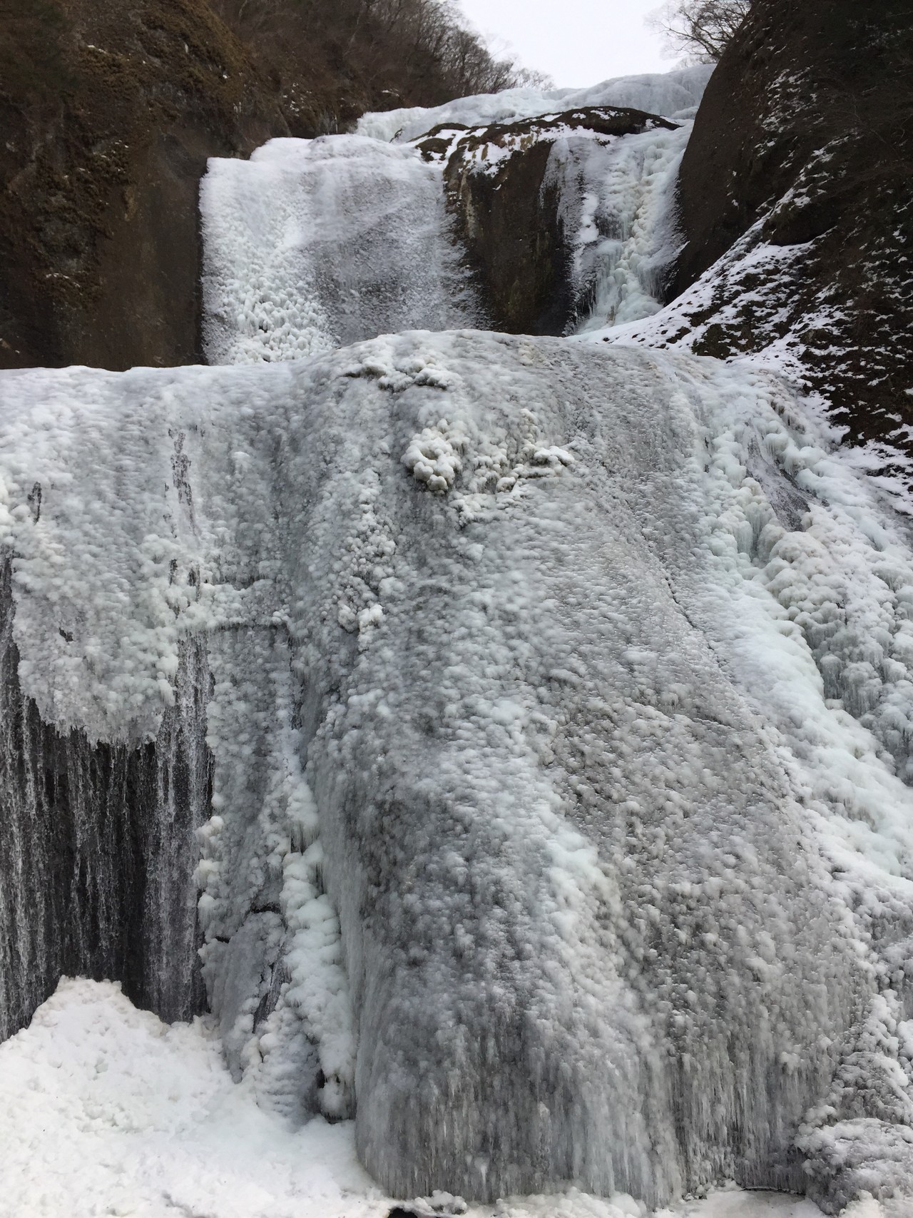 袋田の滝 氷瀑90 やなっぷさんの奥久慈男体山 月居山 篭岩 篭岩山 の活動日記 Yamap ヤマップ