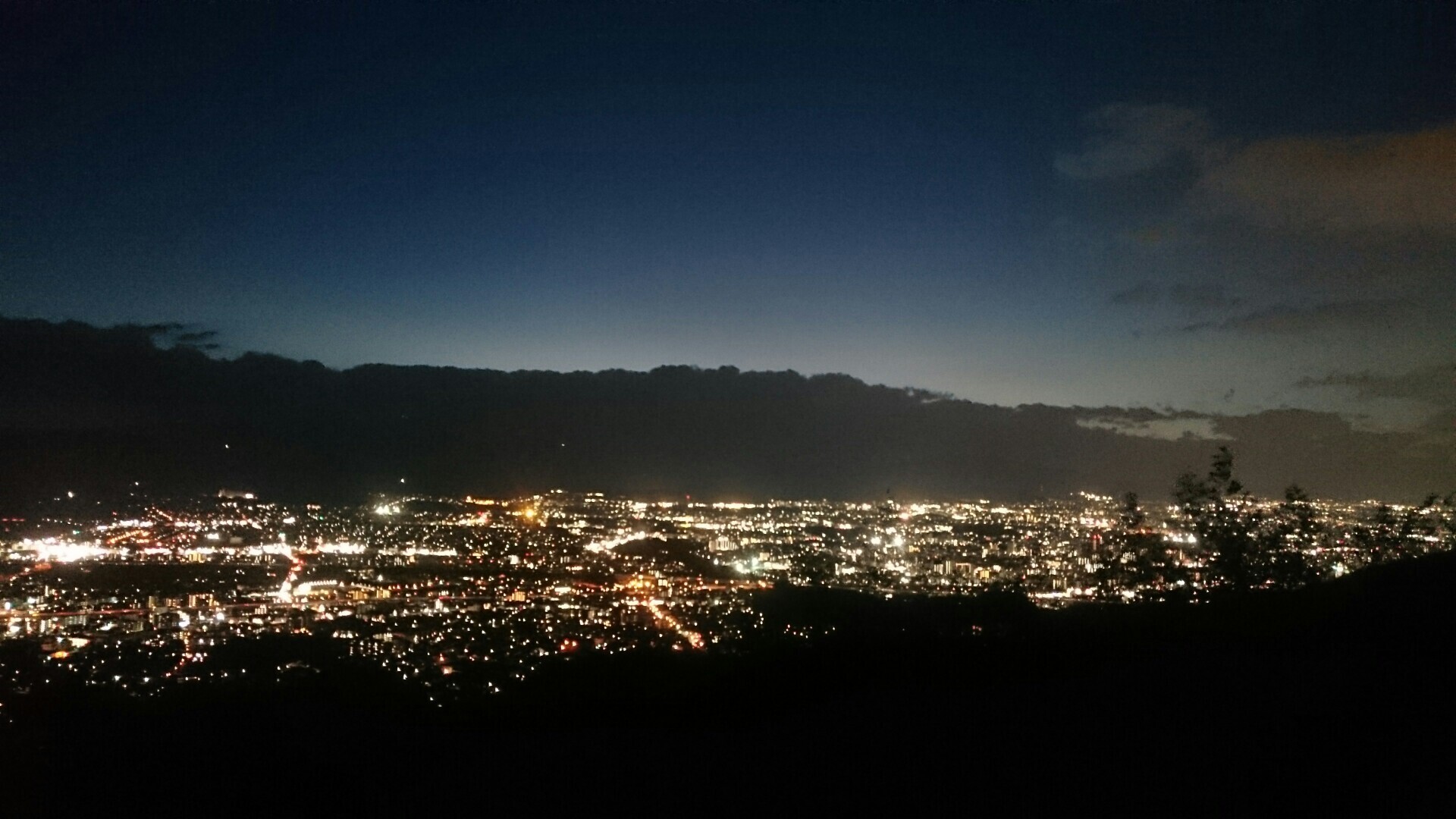 四王寺山 鳥探しと岩屋山での夜景 ぐっさんさんの四王寺山 大城山 大原山の活動日記 Yamap ヤマップ