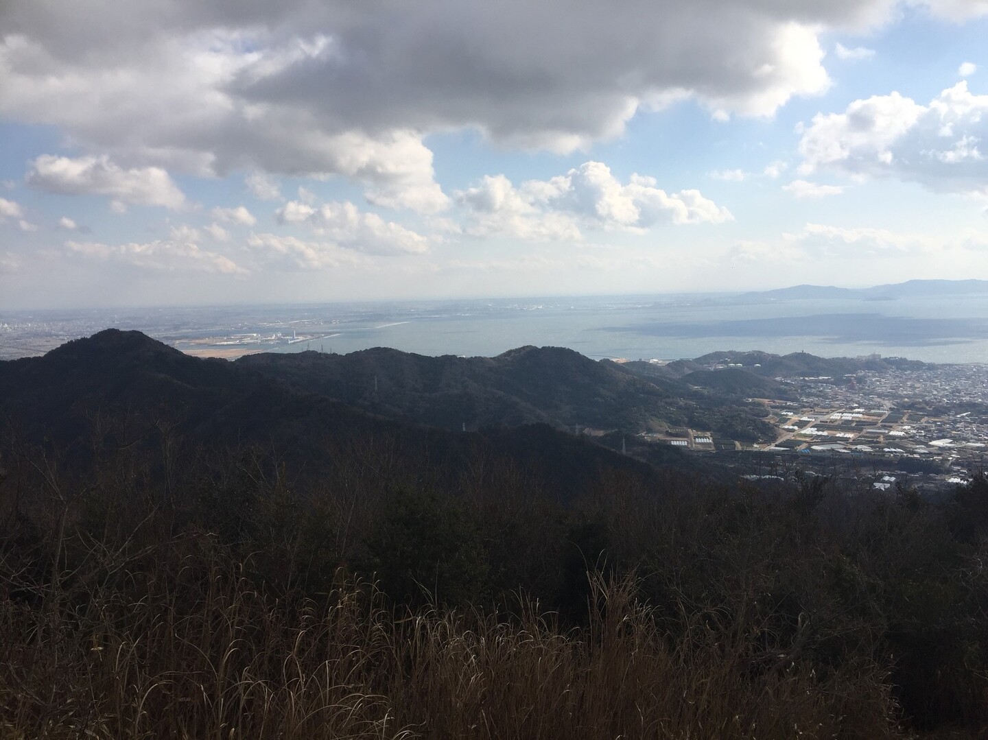 砥神山 252m 御堂山 363 5m 五井山 454 2m 竹島 愛知県蒲郡市 Yosiさんの五井山 宮路山 御堂山の活動データ Yamap ヤマップ