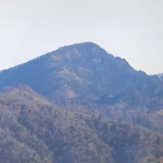 釈迦ヶ岳のズーム。
大日岳も見えています。