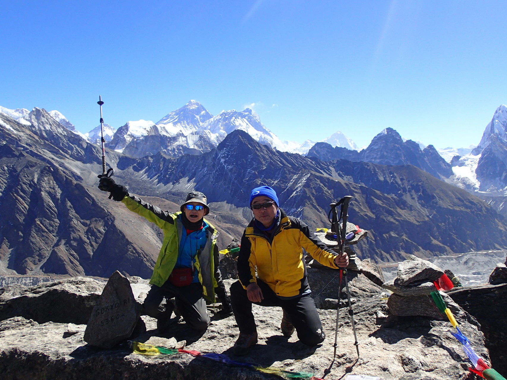 エベレスト山群大展望 ゴーキョピーク登頂とレンジョパス越え Kent0426jpさんのエベレストベースキャンプ その2の活動日記 Yamap ヤマップ