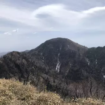 鶏頂山山頂からの釈迦ヶ岳2