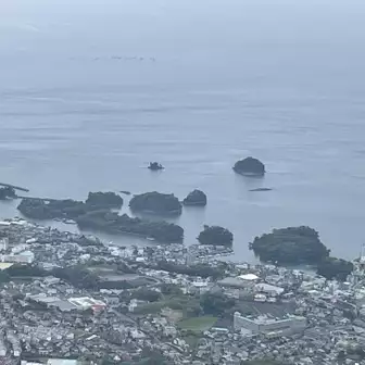 大崩壊で出来た、九十九（つくも）島🏝️
対岸の三角町で最高22.5mの津波🌊
ここ島原に至っては57m🌊を超えたそうな😱⚡️
