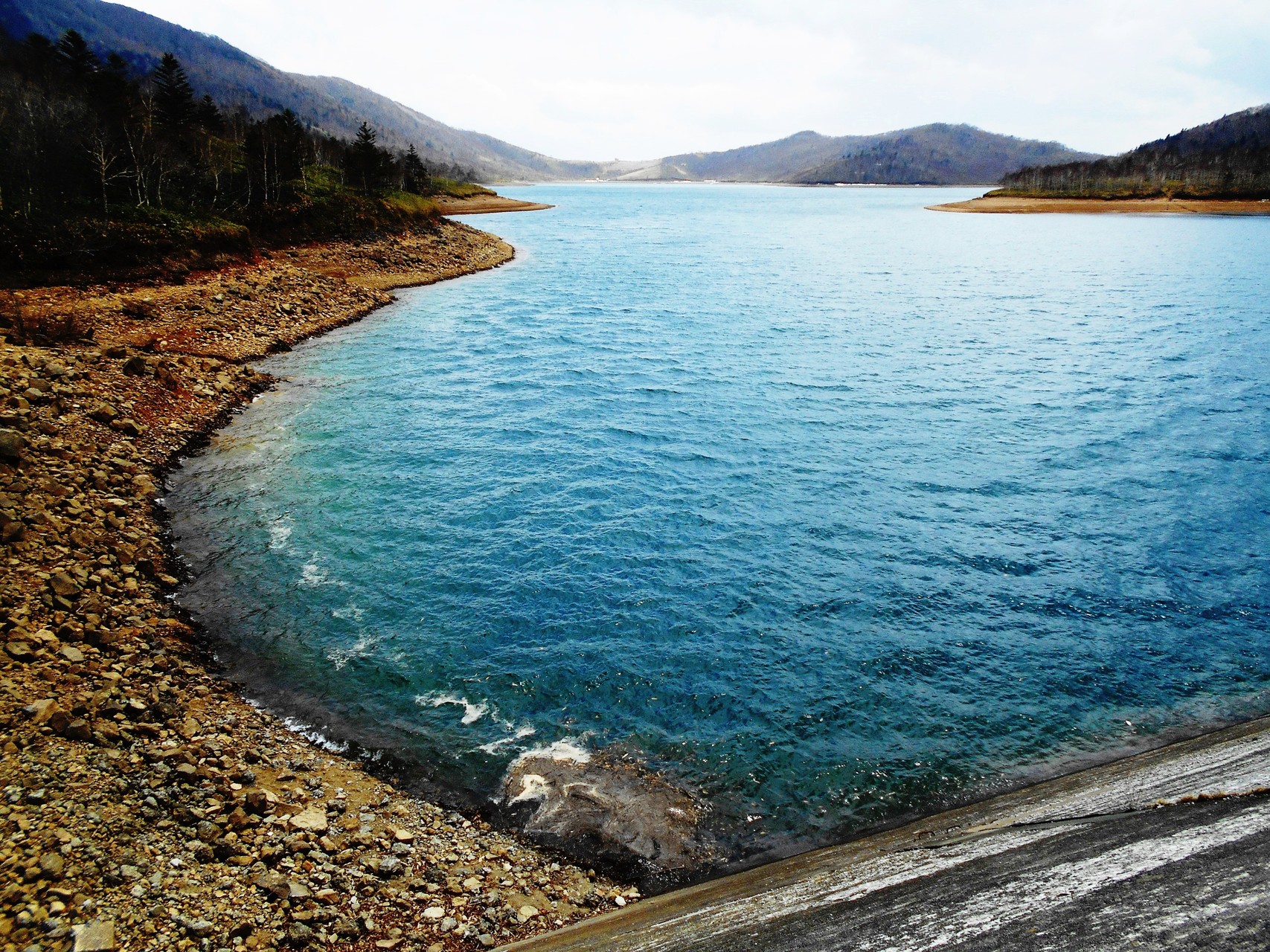 白砂山そして 日本一美しい湖 野反湖 山猫 Akaさんの苗場山 赤倉山 佐武流山の活動データ Yamap ヤマップ