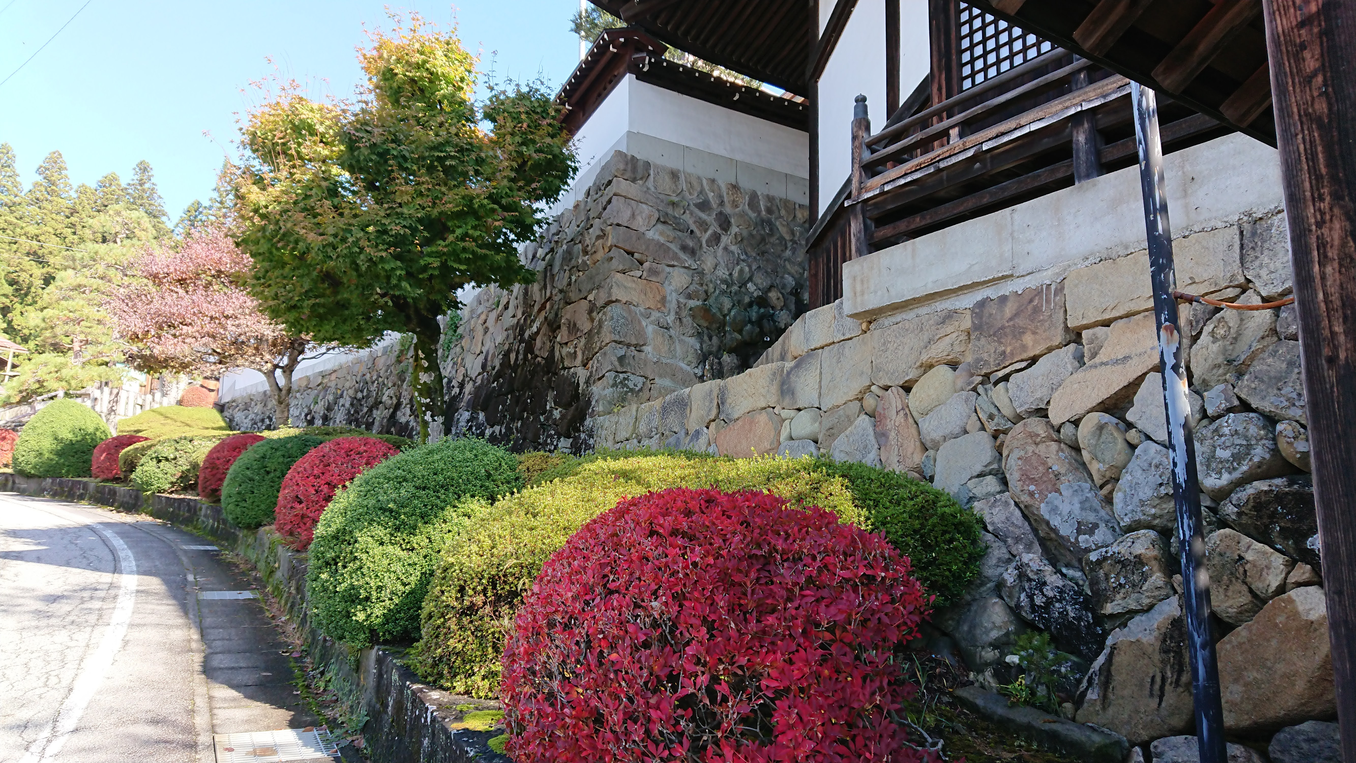 高山 東山遊歩道の寺院散策 11 03 Marinさんの高屹山 黒手山の活動データ Yamap ヤマップ