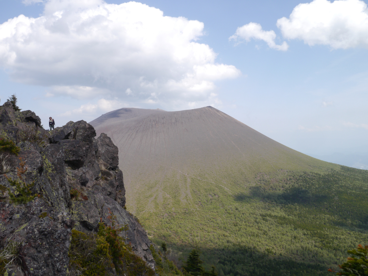 蛇骨岳から後ろを振り返り