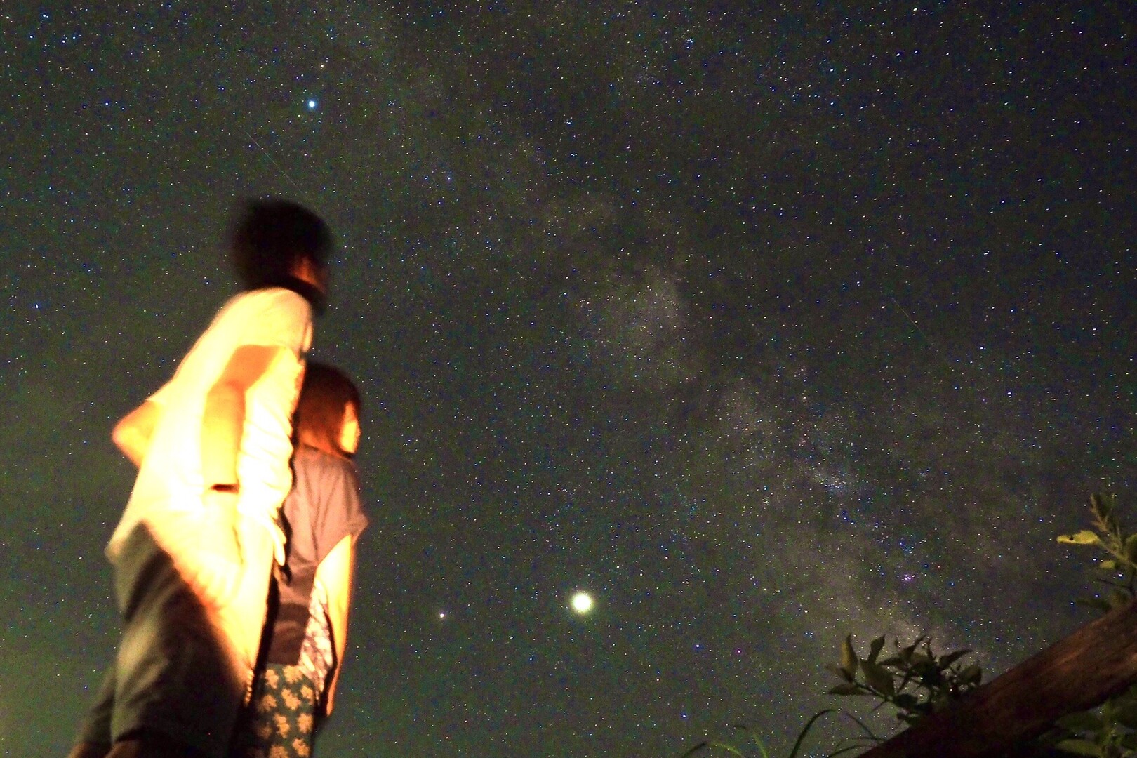 満点の星空ドーン!!<br>
すげーの撮れたわ!<br>
<br>
いきなりハイク<br>
夏休み 南いずこや 天の川