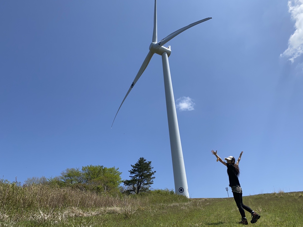 気になっていた風車が見たくて ೨ 上品山 籠峰山 Hichanさんの石巻市の活動データ Yamap ヤマップ