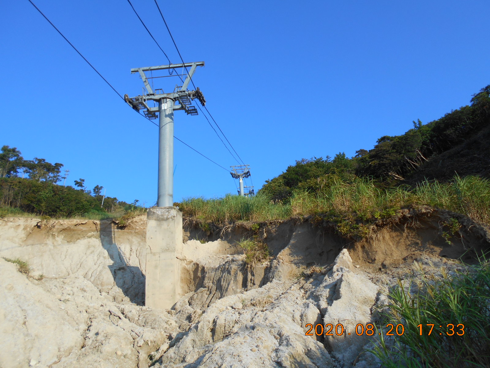 厳しい猛暑の中 奥伊吹スキー場へ散策 スマホ忘れて意気消沈 ブンゲンへ行く予定だったのをキャンセル たかさんの奥伊吹スキー場の活動データ Yamap ヤマップ