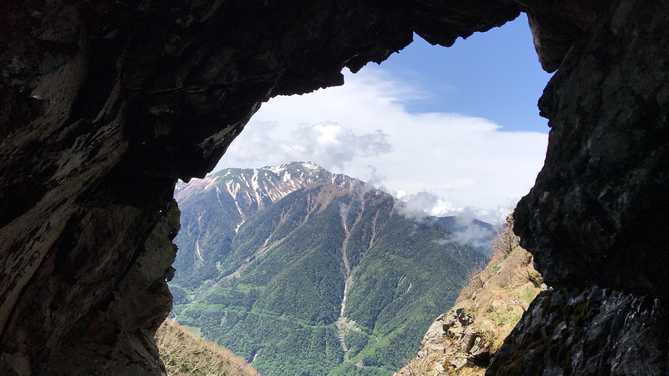 南アの難峰 ガレガレの鋸岳 ぶんさんの甲斐駒ヶ岳 日向山 山梨県北杜市 の活動データ Yamap ヤマップ