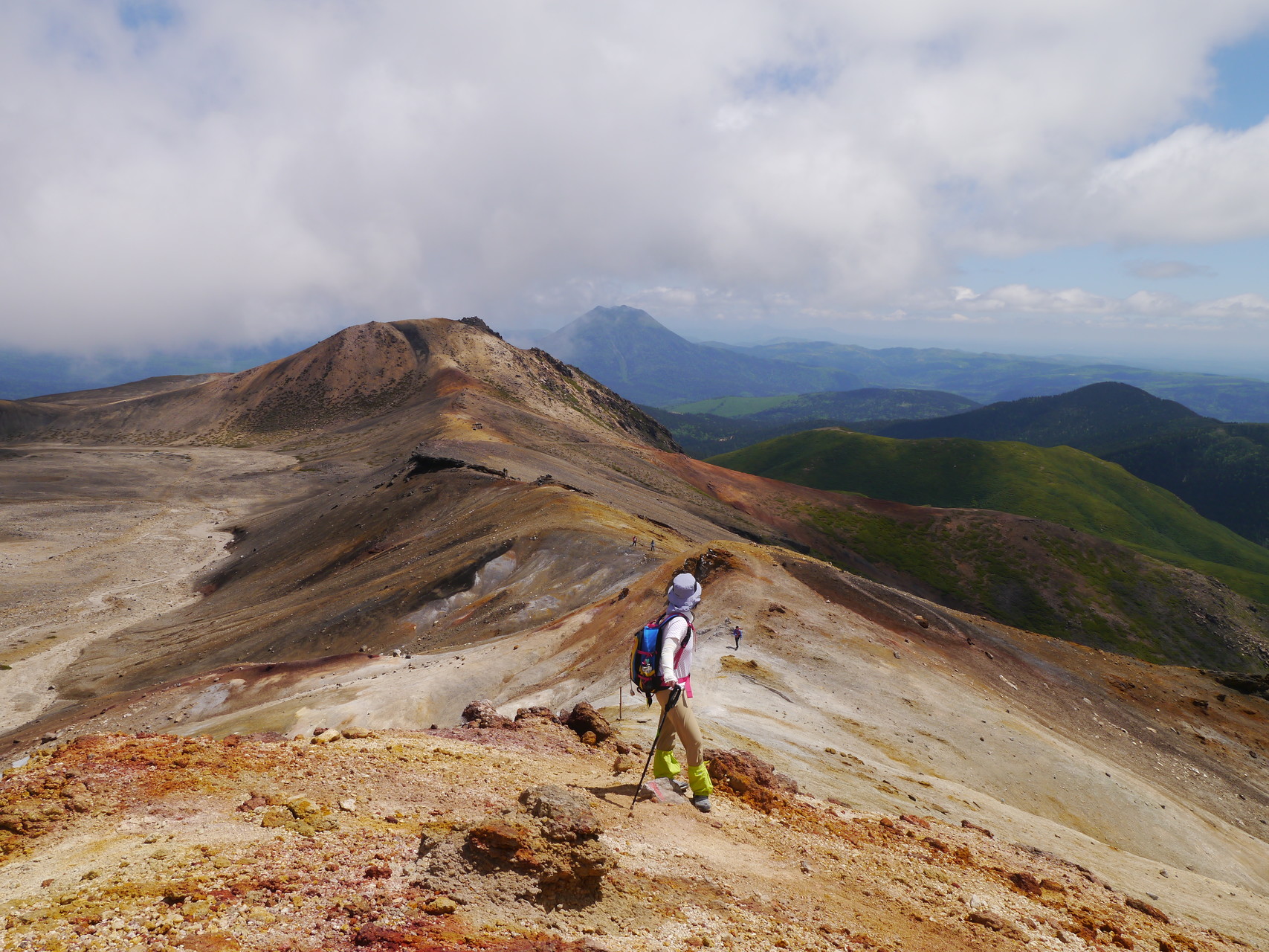 初めての阿寒湖畔コースからの雌阿寒岳 まさひろさんの雌阿寒岳 阿寒富士 白湯山の活動データ Yamap ヤマップ