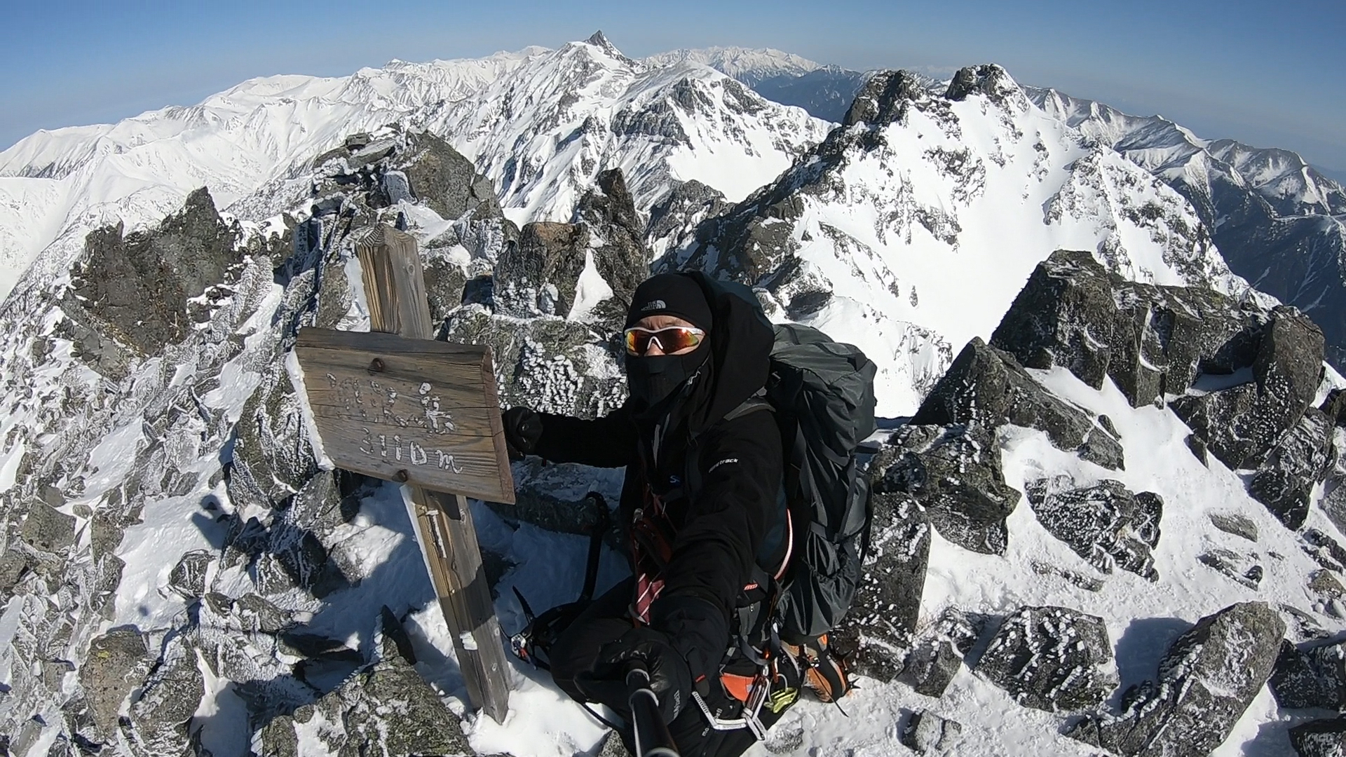 山サラリーマン 2年前から応募し続けてきた憧れの大手企業 冬期奥穂高岳会社中途採用試験が国内雪山登山人生の中で1番忘れられない就活に が またも不採用 D A 就活３社目 西尾根涸沢岳会社経由の奥穂高岳会社編 山サラリーマン ナガタカさんの