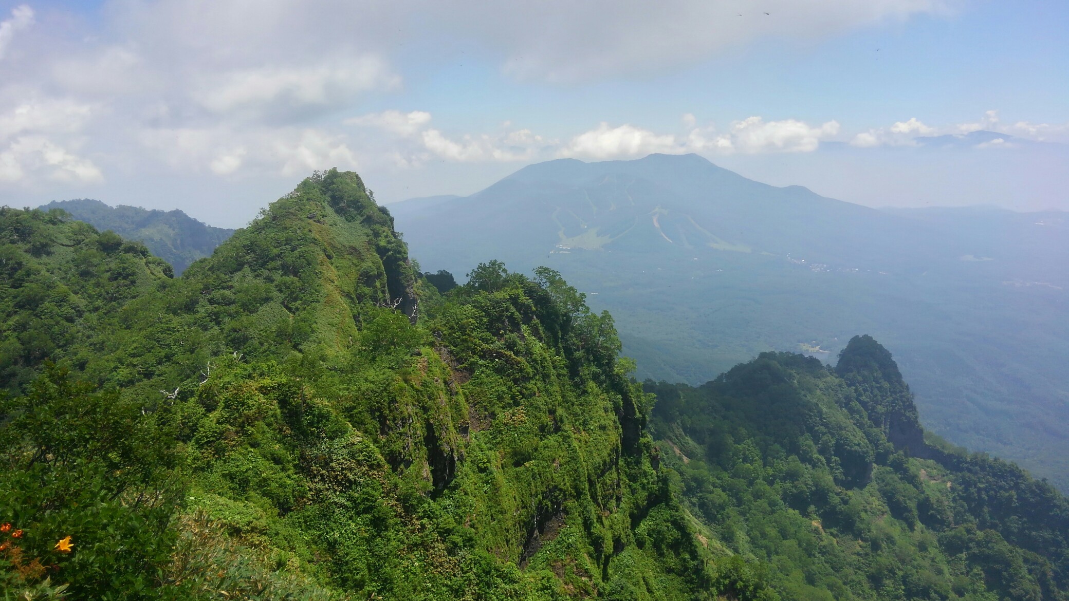 戸隠山 本院岳 西岳 鏡池周回 305さんの高妻山 戸隠山の活動データ Yamap ヤマップ